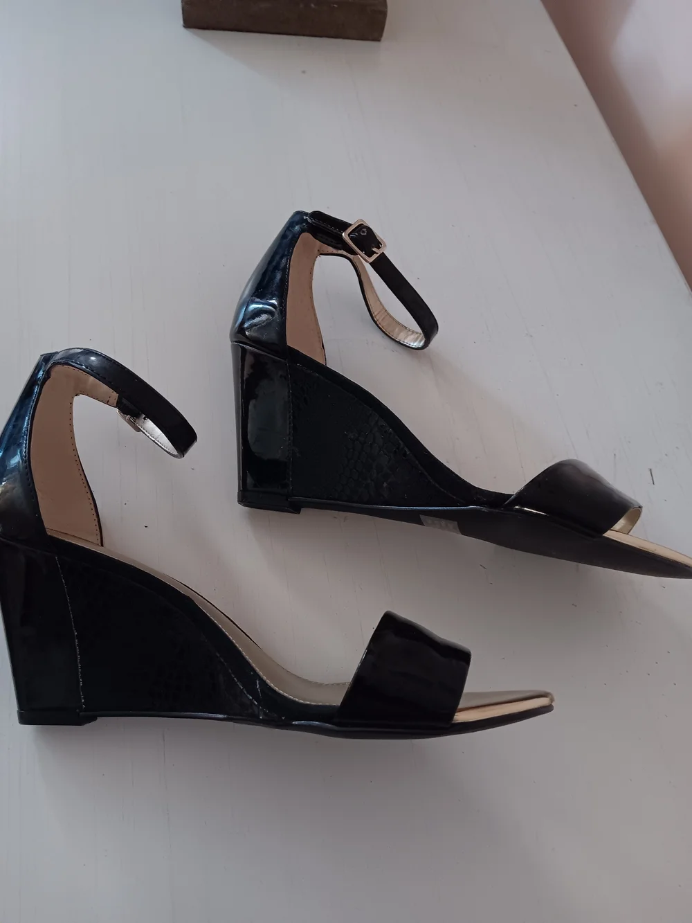 Alfani Page Black Patent Metallic Gold Wedge Sandals Size 5.5M